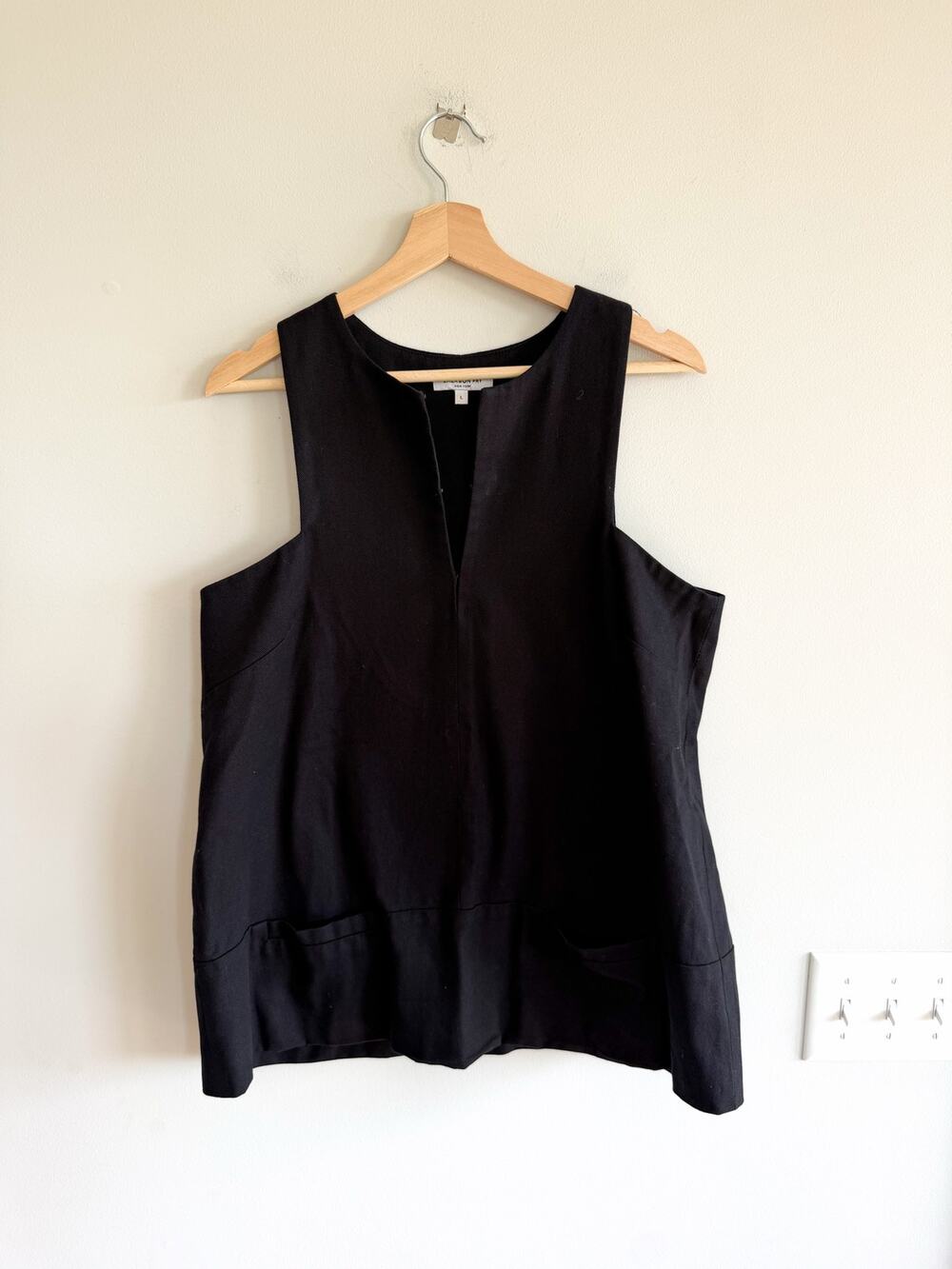 Emerson Fry Cotton A Line Mod Sleeveless Split Neck Top Black L
